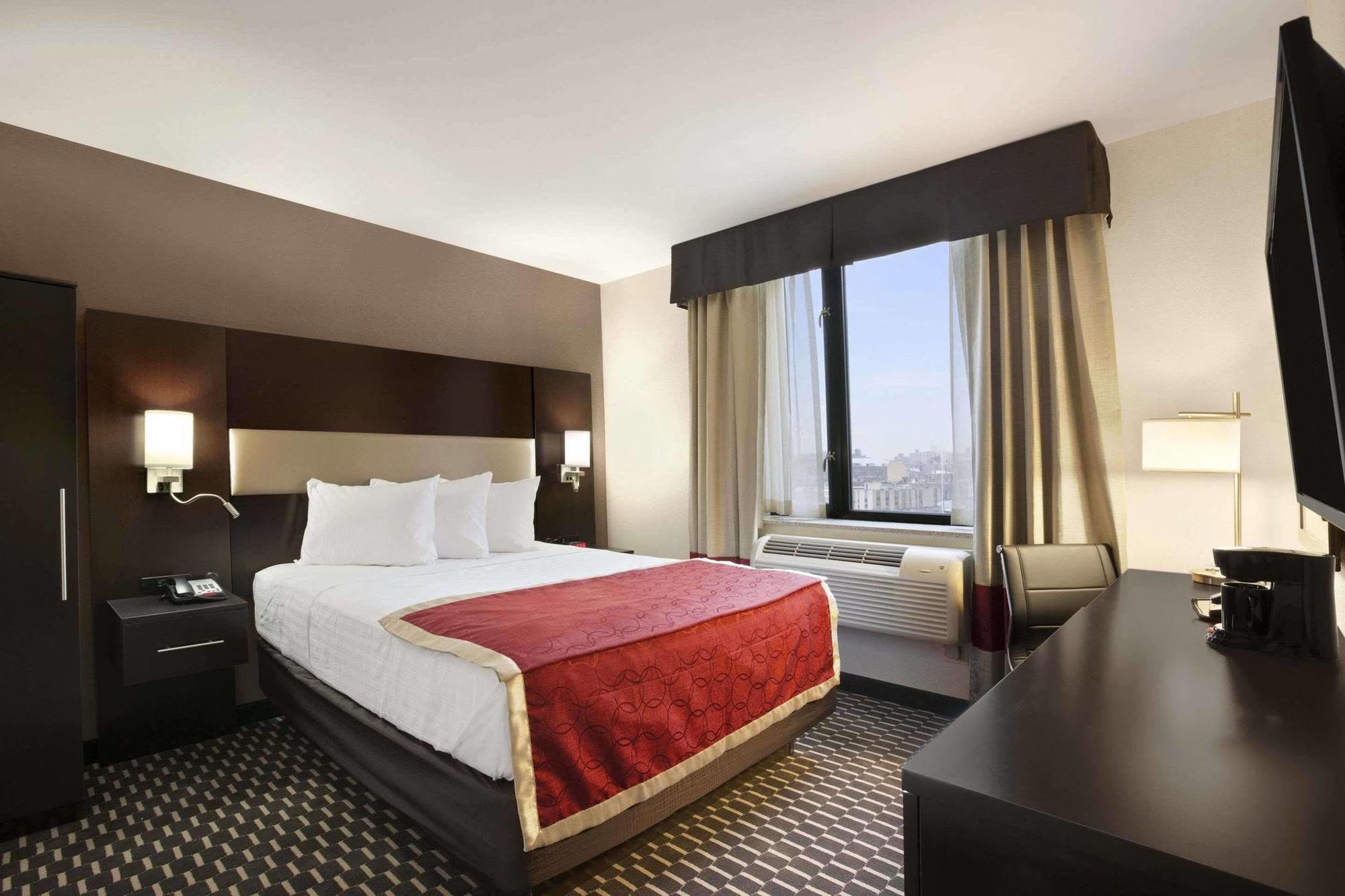 Howard Johnson By Wyndham Jamaica Ny Near Airtrain Jfk 纽约 外观 照片